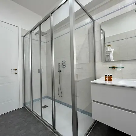 Vittore 11 Square Apartment Verbania