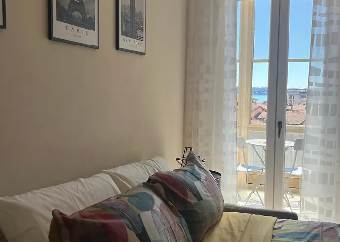 Vittore 11 Square Βερμπάνια